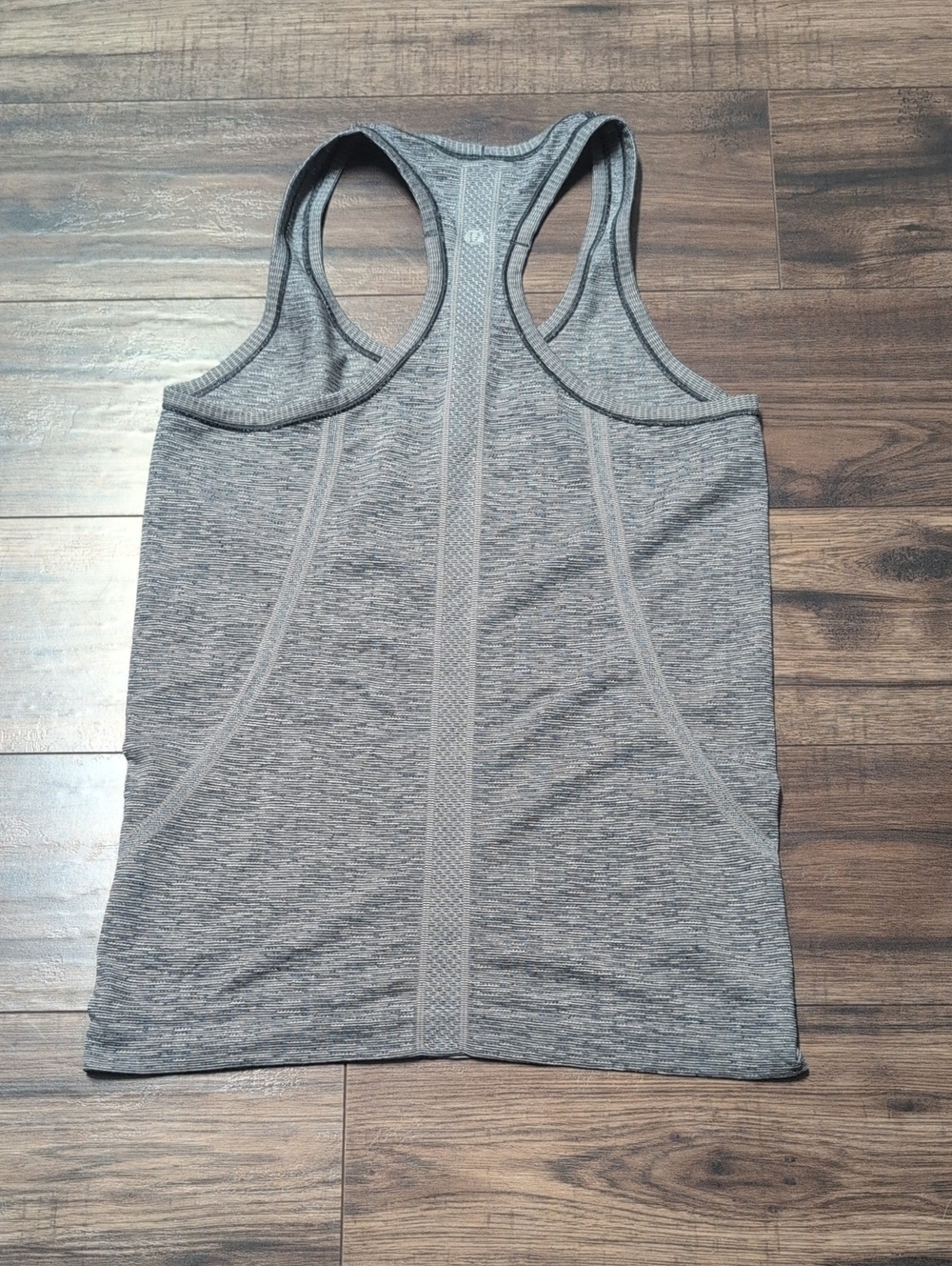 Lululemon Swiftly Tech Racerback Tanktop - Picture 3 of 3